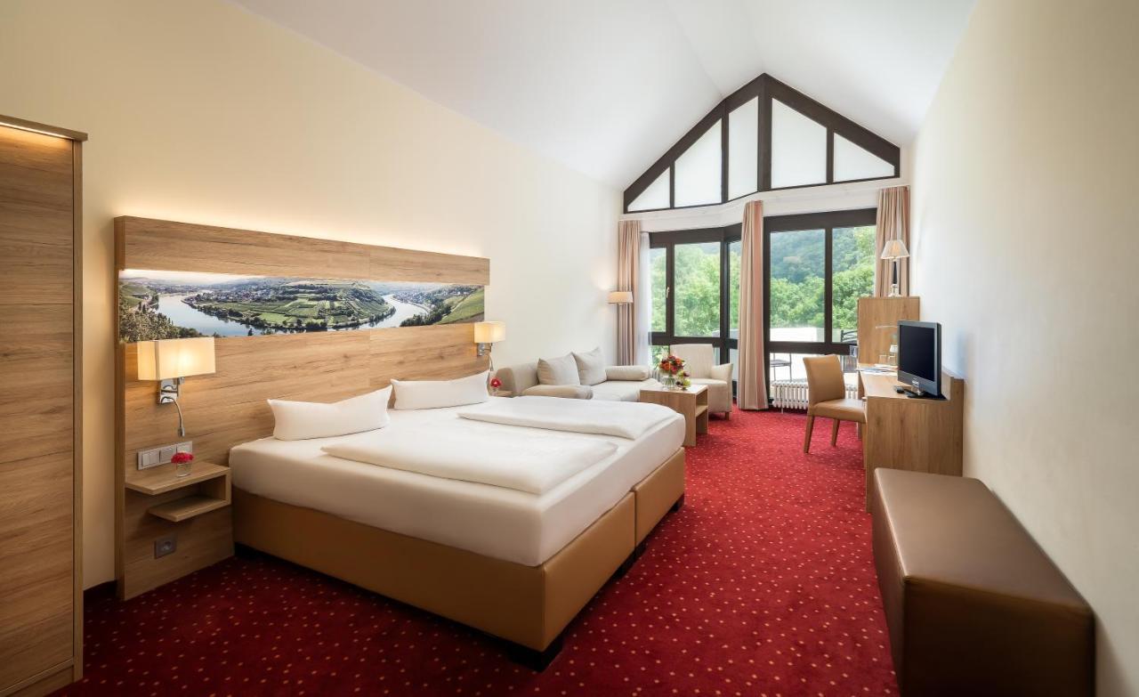 Hotel Moselblick Winningen Exterior photo